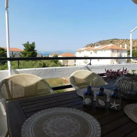 A Bright Away From * Parálion Ástros