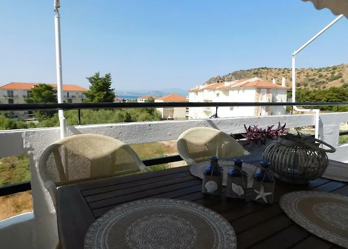 A Bright Away From * Parálion Ástros