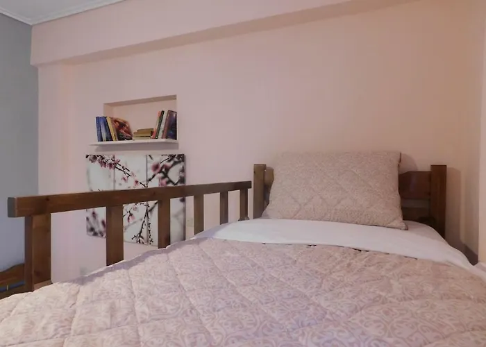 A Bright Away From Apartamento